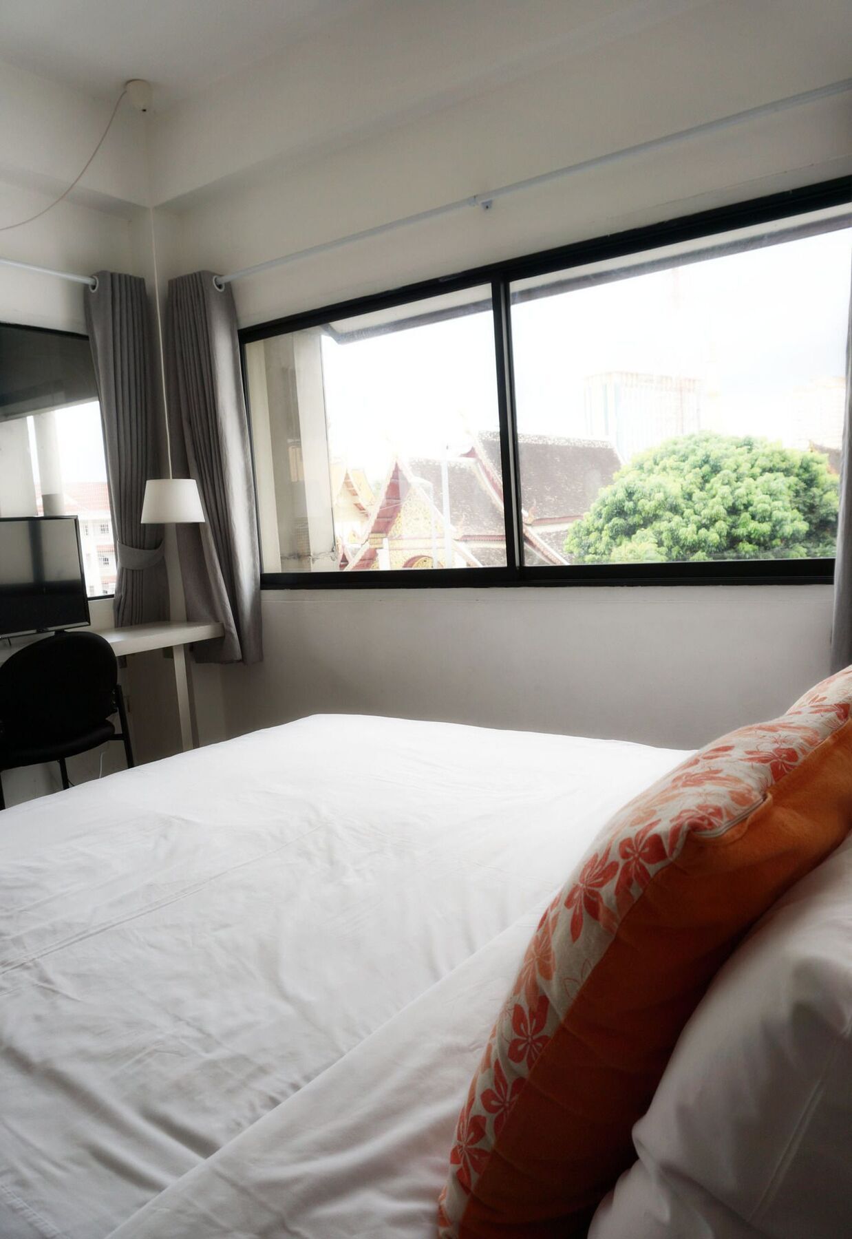202 House Hotel Chiang Mai Bagian luar foto